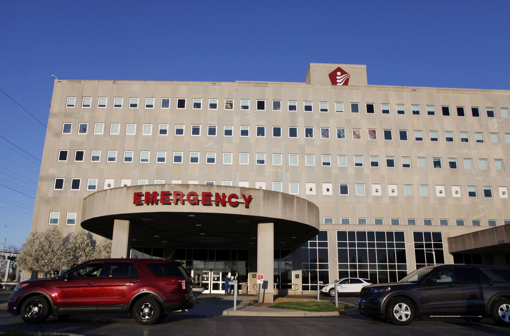 First responders recognize north Lake County health care workers